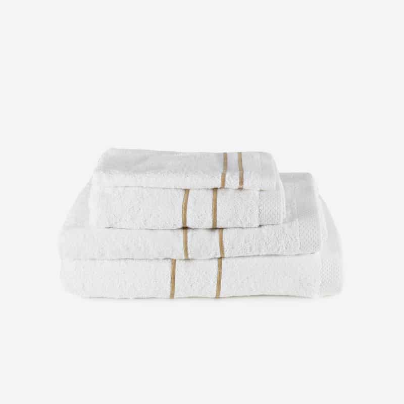 Juego de toallas blancas algodon doble feston beige Lyba Textiles